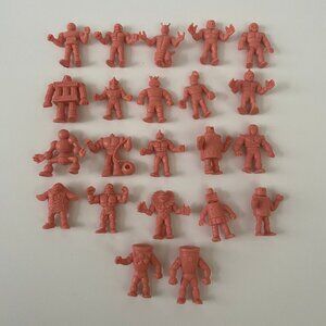 Lot of 22 Vintage 80s toys Muscle Men Mattel M.U.S.C.L.E. wrestling figure